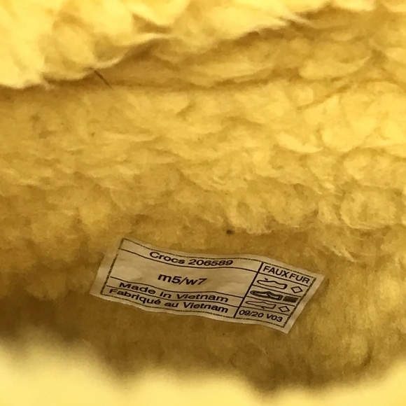 Crocs Classic Lined Neo Puff Crocband Clog Yellow Mens 5 Womens 7 Discontinued - Picture 13 of 13